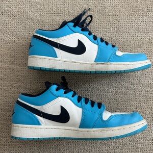 Nike Air Jordan Low-Top Sneakers